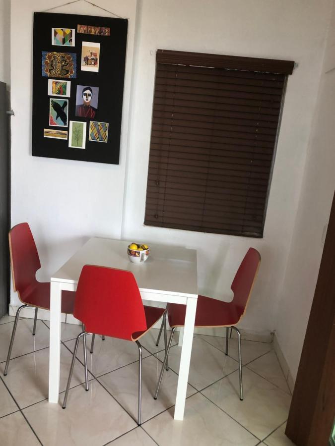 Private In The Heart Of Calle Ocho Habitación en casa particular
